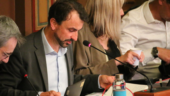 Affaire Abreu : au conseil municipal de Lyon, Gr&eacute;gory Doucet met directement en cause l&rsquo;entourage de Jean-Michel Aulas