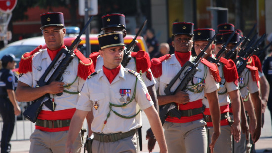 D&eacute;fil&eacute; militaire, Rafale et village d&eacute;fense : Lyon c&eacute;l&egrave;bre le 14-Juillet place Bellecour
