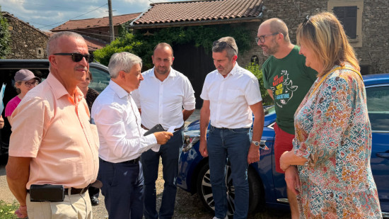 Rhône : après les orages de grêle, l’État promet un accompagnement aux agriculteurs sinistrés Rhône : après les orages de grêle, l’État promet un accompagnement aux agriculteurs sinistrés