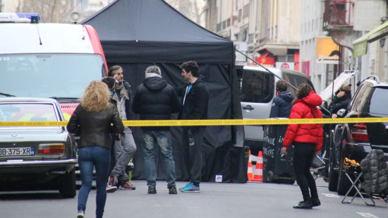 Lyon : ivre, il s&rsquo;introduit sur un tournage Netflix et cause 26 000 euros de d&eacute;g&acirc;ts