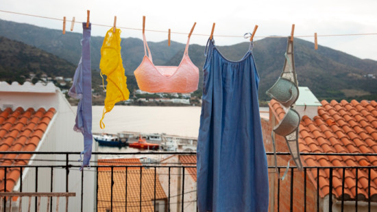 "Nous ne sommes pas &agrave; Naples" : une commune du Rh&ocirc;ne interdit le linge aux fen&ecirc;tres