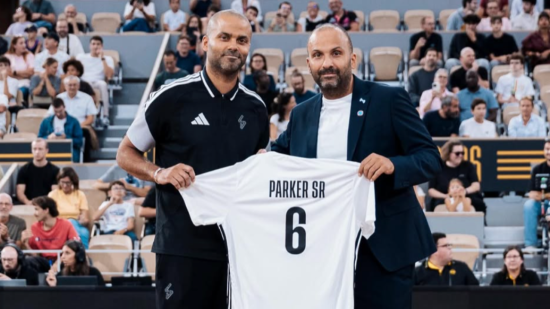 Pour son premier match avec l’ASVEL, Tony Parker battu par son frère T.J. et Roanne Pour son premier match avec l’ASVEL, Tony Parker battu par son frère T.J. et Roanne