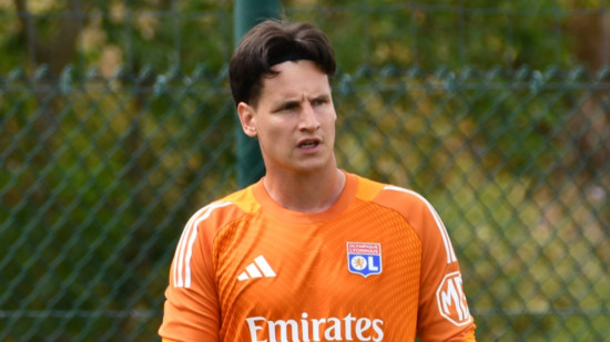 OL : ce gardien qui veut bousculer la hi&eacute;rarchie et devenir num&eacute;ro 1