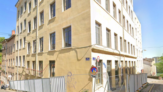 Lyon : un immeuble menace de s'effondrer &agrave; la Croix-Rousse, une rue ferm&eacute;e et 70 &eacute;coliers &agrave; reloger