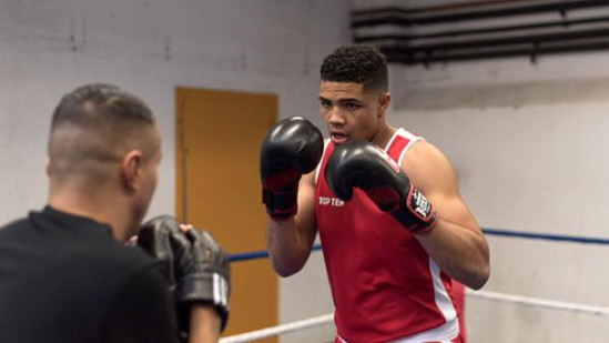 Boxe : Paul Omba Biongolo devient champion d’Europe des moins de 22 ans