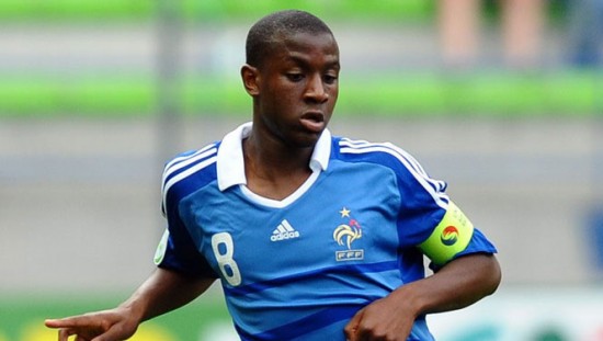 Le capitaine des Bleuets Fofana signe 4 ans à l’OL Le capitaine des Bleuets Fofana signe 4 ans à l’OL