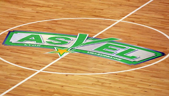 Canal + assigne l’Asvel en justice