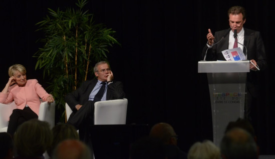 Européennes 2014: plus de 300 militants au meeting de l'UMP à Villeurbanne Européennes 2014: plus de 300 militants au meeting de l'UMP à Villeurbanne