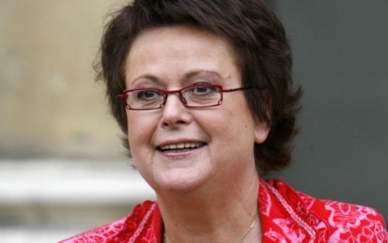 Christine Boutin &agrave; la chasse aux signatures dans la r&eacute;gion