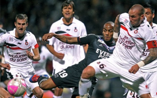 OL 3 - Nice 4 : Lyon perd et gâche la fête à Gerland (vidéo)