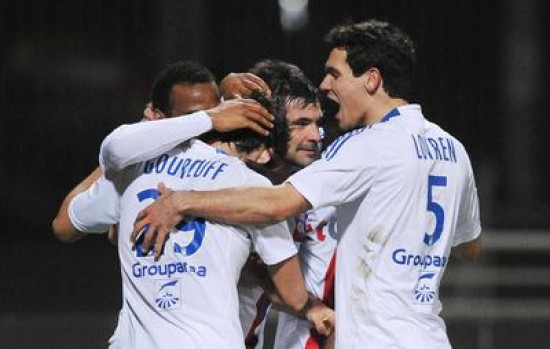L'OL pulvérise Nancy (4-0) L'OL pulvérise Nancy (4-0)