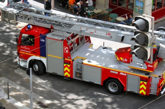 Un mort dans un violent incendie mardi matin à Lyon (9e)