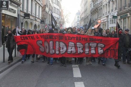 "Ni synagogue, ni mosquée" : l'autocollant du GUD Lyon qui fait polémique
