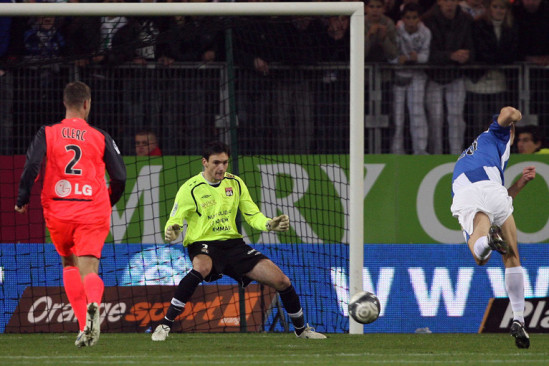 L'OL conc&egrave;de le nul mais revient sur Bordeaux