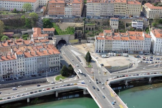 La Croix-Rousse réussit à joindre les deux bouts La Croix-Rousse réussit à joindre les deux bouts
