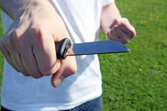 L’élève de 14 ans qui a blessé un camarade au couteau a été mis en examen