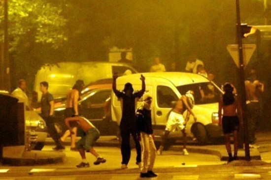 La famille du braqueur lance un appel au calme à Grenoble