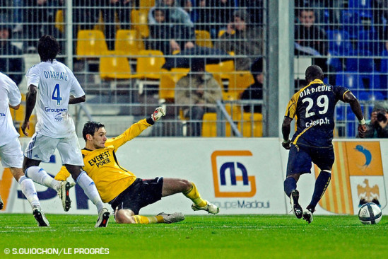 L'OL s'embourbe chez la lanterne rouge L'OL s'embourbe chez la lanterne rouge