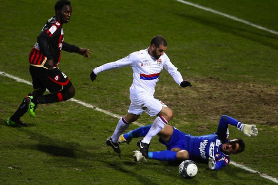 L'OL maintient la cadence