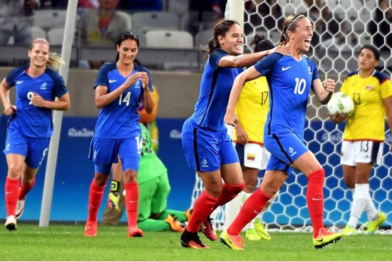 JO : les Bleues écrasent la Colombie pour leur début de tournoi (4-0)