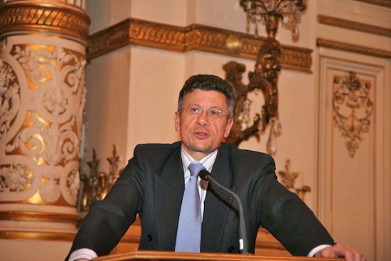 Lejaby : Jacques Gérault nommé médiateur par Christian Estrosi