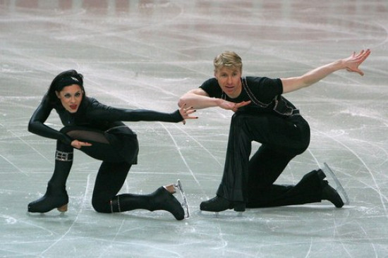 Débuts très attendus d’Isabelle Delobel et Olivier Schoenfelder à Vancouver