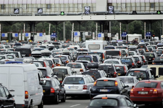 Un routier roumain utilisait de faux tickets de péage lors de ses déplacements