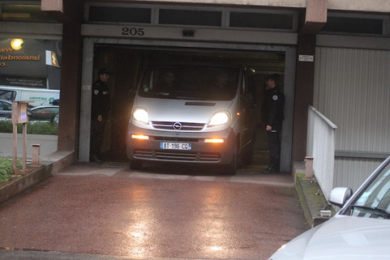 Lyon : le cadavre momifié en cours d'autopsie