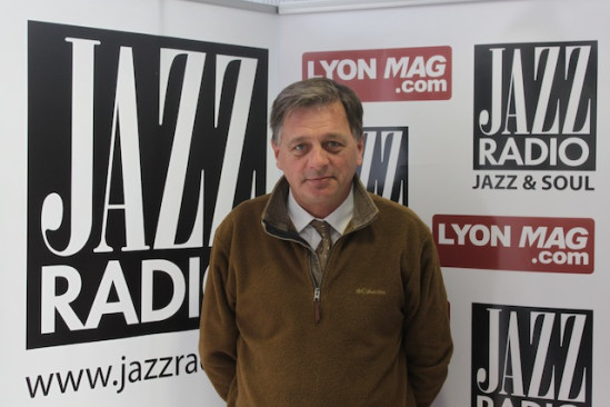 Modem : "Notre majorité présidentielle peut aller de Manuel Valls à Alain Juppé"