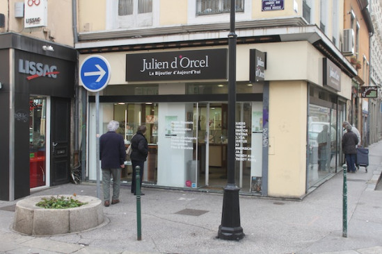 Lyon : une bijouterie braquée mercredi matin à la Croix-Rousse