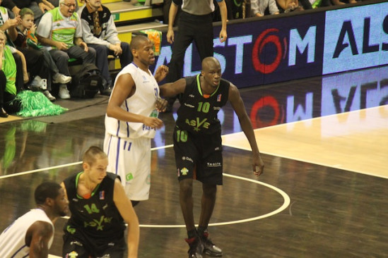 L'ASVEL en embuscade après sa défaite à Valence L'ASVEL en embuscade après sa défaite à Valence