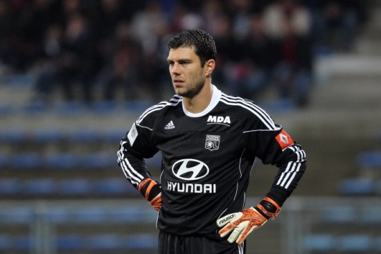 L'OL s'incline à Paris (1-0), regroupement en tête de la Ligue 1 - VIDEO