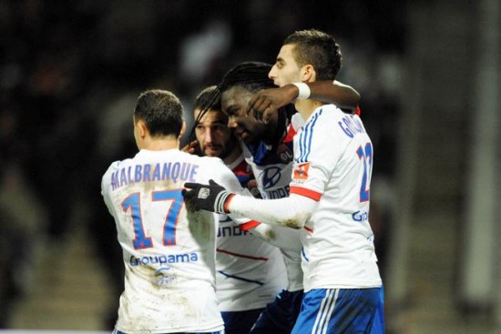 L'OL reprend la tête après sa victoire face à Troyes (2-1) - VIDEO L'OL reprend la tête après sa victoire face à Troyes (2-1) - VIDEO