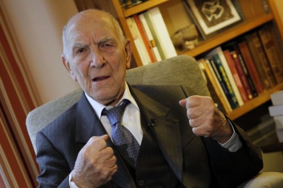 Primaires socialistes : Stéphane Hessel, soutien d’Aubry, à Lyon mercredi