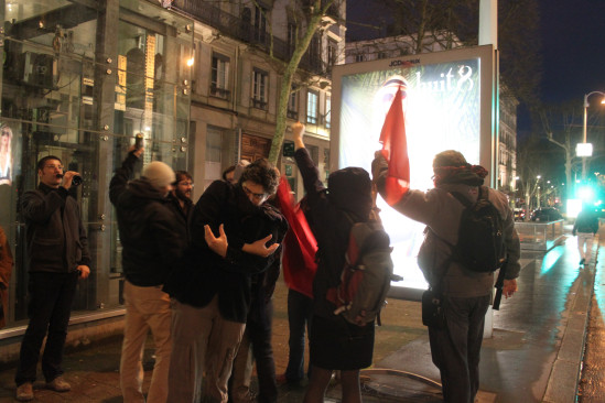 Une dizaine de Lyonnais ont fêté la mort de Margaret Thatcher Une dizaine de Lyonnais ont fêté la mort de Margaret Thatcher