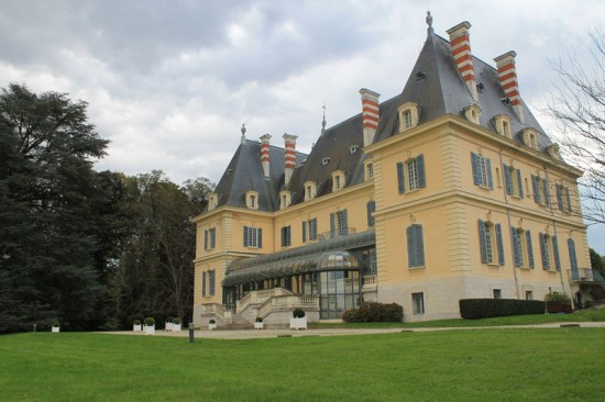 Rhône : une commune s'offre un château pour 2,6 millions d'euros Rhône : une commune s'offre un château pour 2,6 millions d'euros