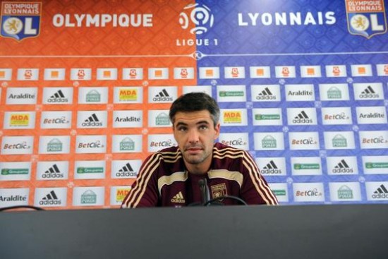 Jérémy Toulalan va prolonger dans les jours à venir son contrat avec l'OL Jérémy Toulalan va prolonger dans les jours à venir son contrat avec l'OL