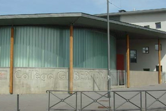 L’école Gilbert-Dru dans le 7e arrondissement toujours occupée L’école Gilbert-Dru dans le 7e arrondissement toujours occupée