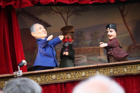 UNESCO : Guignol aura besoin du soutien de Collomb UNESCO : Guignol aura besoin du soutien de Collomb