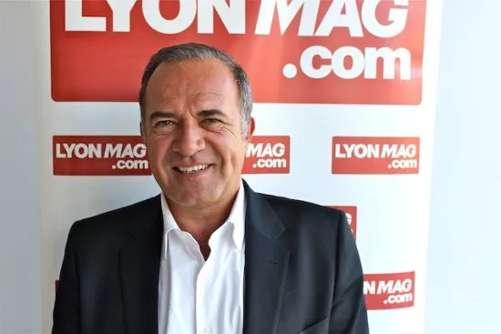 Collomb et Lyon, une passion étouffante