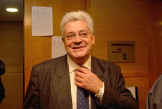 Gollnisch à Toulon : "Une rumeur bidon"