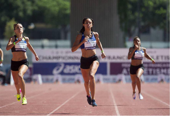 Athlétisme : Elea-Mariama Diarra championne de France du 400 m devant Floria Gueï