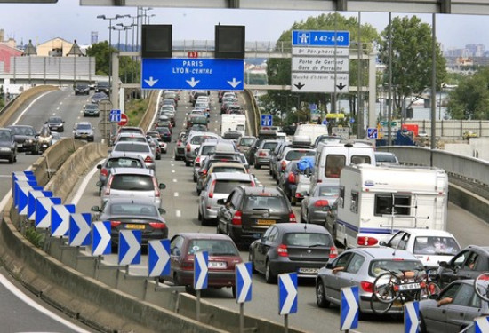 Il prend l'A7 à contresens et provoque un accident mortel