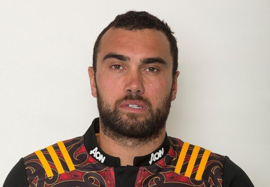 Charlie Ngatai signe au LOU