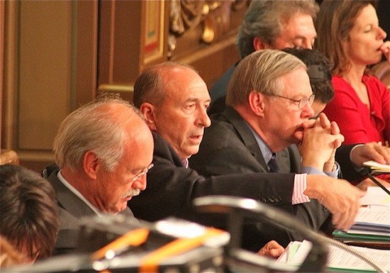 Ville de Lyon : les Centristes ne supportent plus la morgue de Gérard Collomb