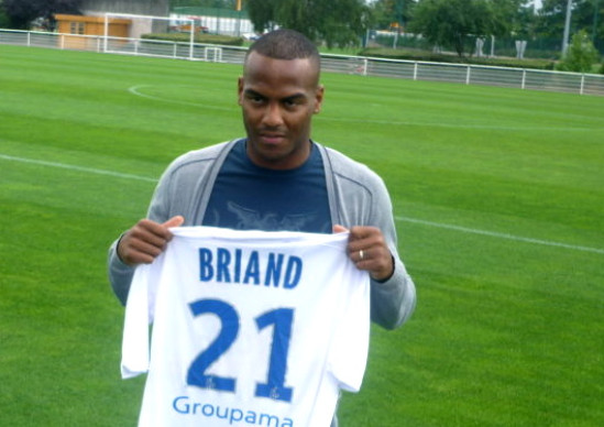 Jimmy Briand officiellement à l’OL