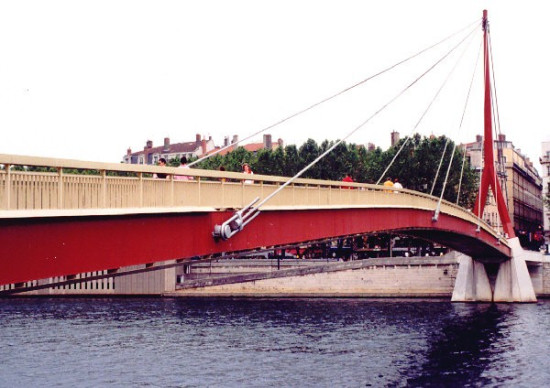 Lyon : la passerelle du Palais de Justice de nouveau fermée à partir de mardi