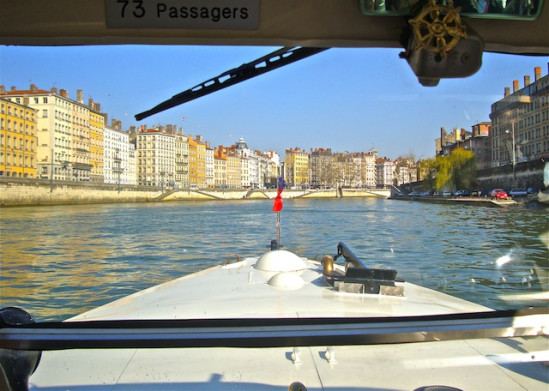 Une première navette électrique de 74 places sur la Saône dès la fin 2011