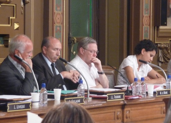 Piscines, horodateurs et écrêtement pour la dernière séance du Conseil municipal 