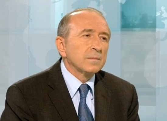 En attendant DSK, Gérard Collomb drague les centristes